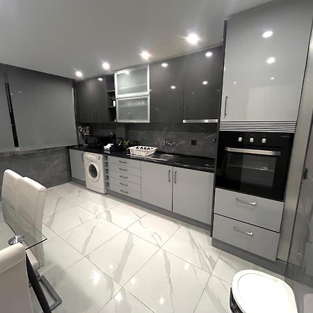 N3 Apartment Амадора Екстер'єр фото