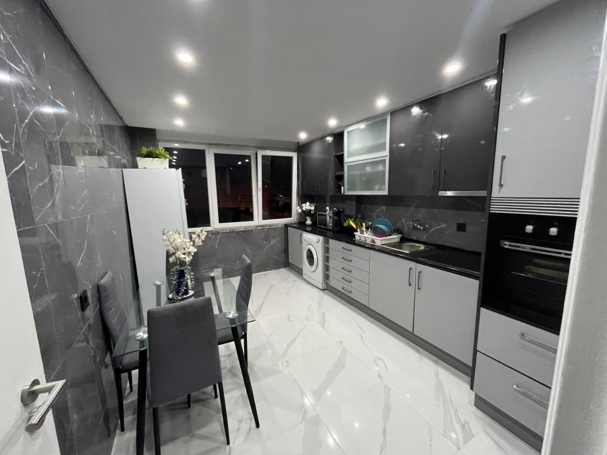 N3 Apartment Амадора Екстер'єр фото