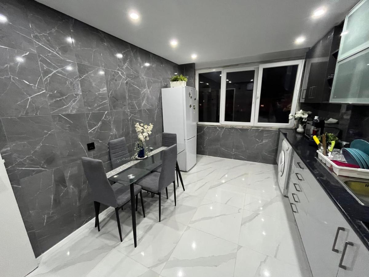N3 Apartment Амадора Екстер'єр фото